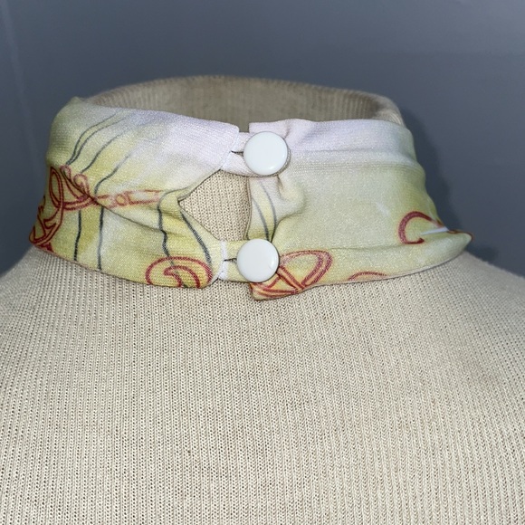 Gorgeous Halter-neck backless Dress Size Small - Picture 4 of 5